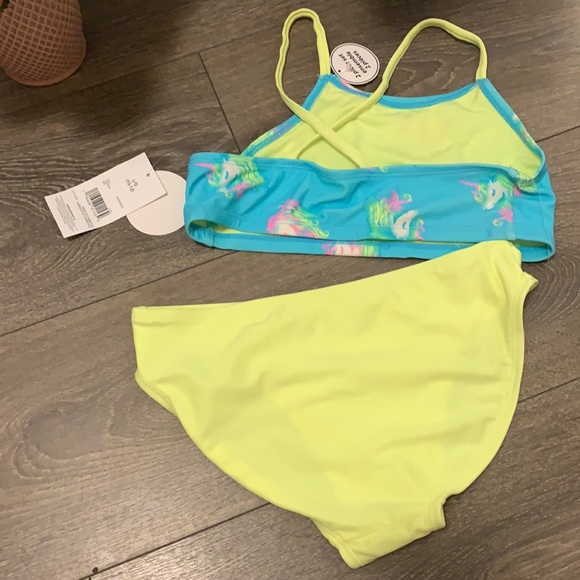 2 Girls bathing suits - Picture 4 of 5